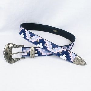 Nuovo Vintage South Western Aztec Blue Pink Belt
